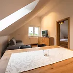 Familiengasthof Schaller Fogadó Floß